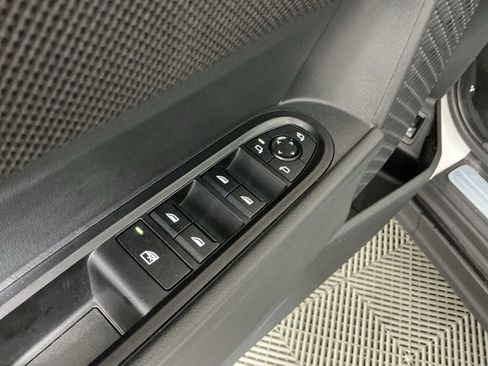 Certified 2025 MINI Cooper S image 17