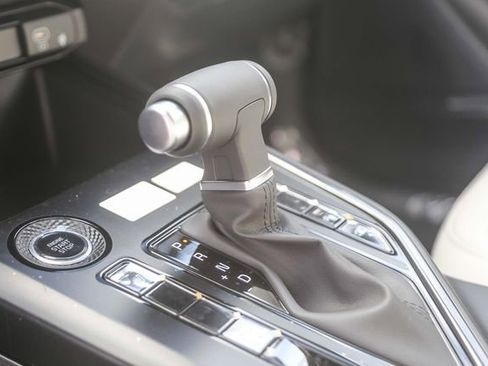 New 2026 Kia Niro EX image 23