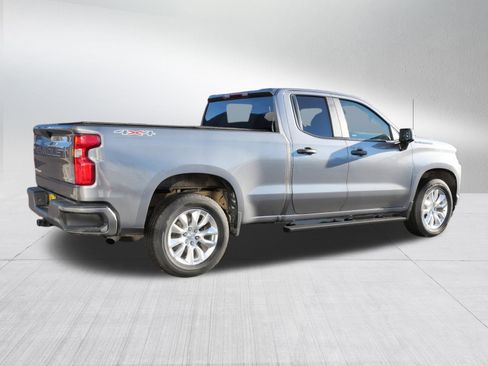 Used 2022 Chevrolet Silverado 1500 Custom w/ Safety Confidence Package image 7