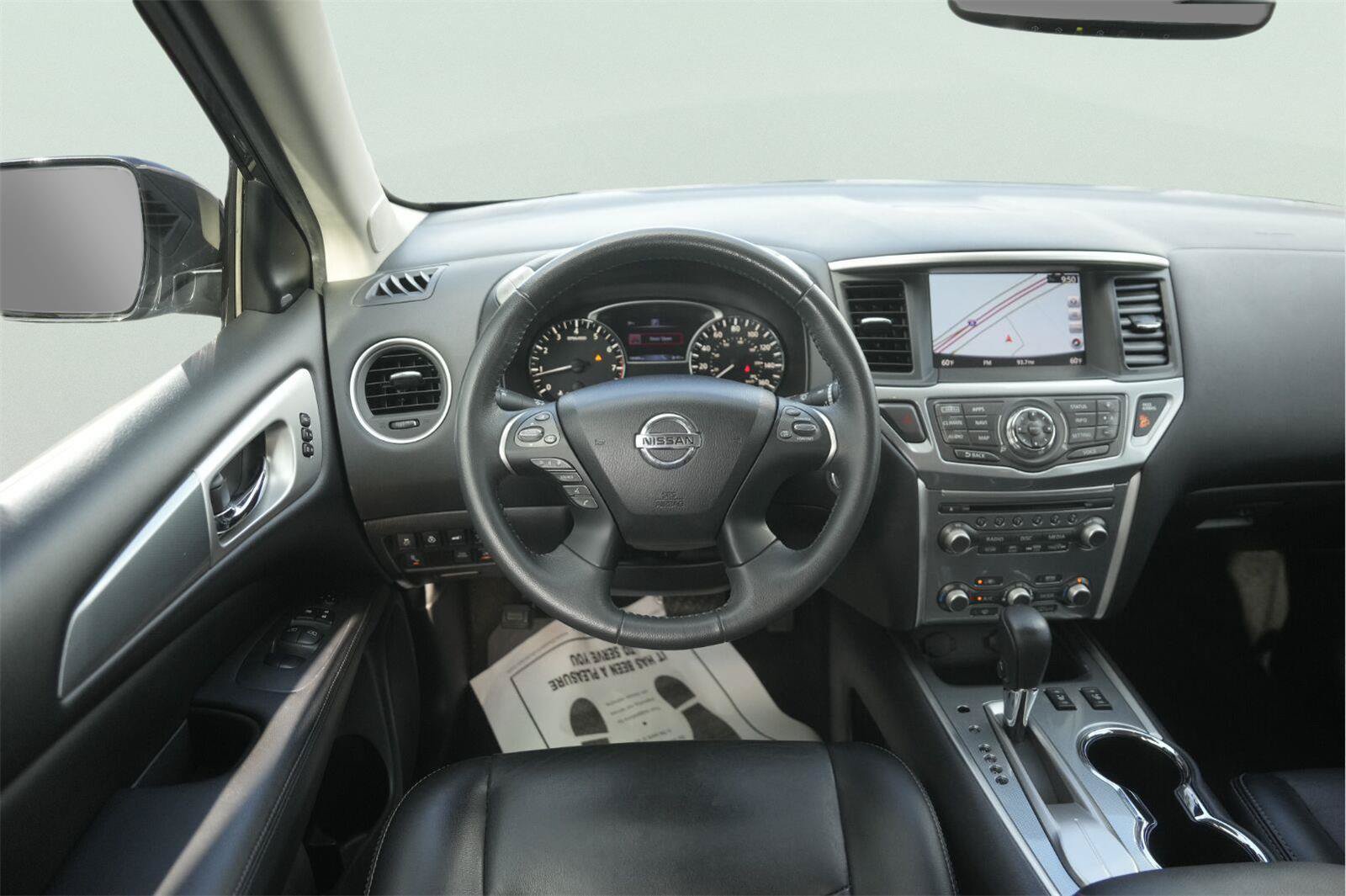 Used 2017 Nissan Pathfinder SL w/ SL Premium Package FWD image 24