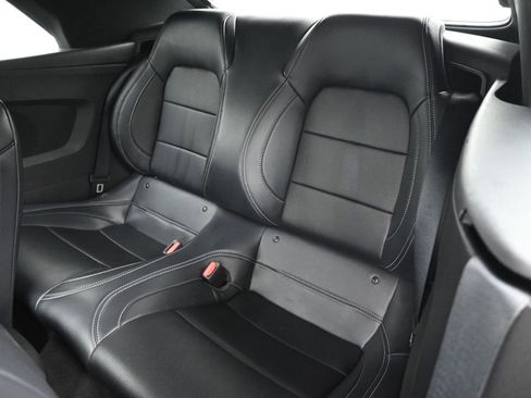 Used 2025 Ford Mustang Premium image 21