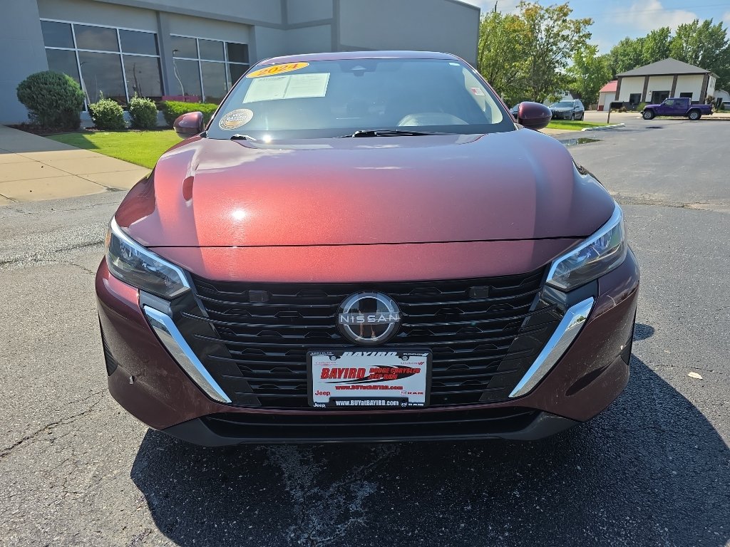 Used 2024 Nissan Sentra SV FWD image 2