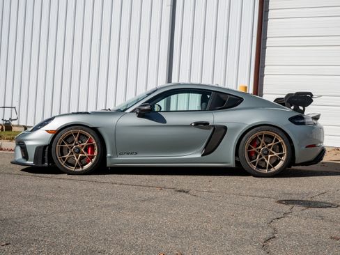 Used 2024 Porsche 718 Cayman GT4 RS image 2