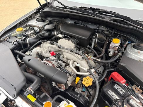 Used 2011 Subaru Impreza 2.5i AWD/4WD image 22
