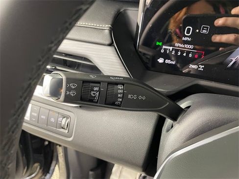 New 2026 GMC Acadia Elevation image 10