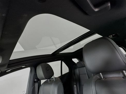 Certified 2025 Mercedes-Benz GLE 350 4MATIC image 23