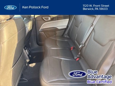Used 2022 Jeep Compass Limited image 36