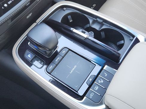 Used 2022 Lexus LS 500 image 23