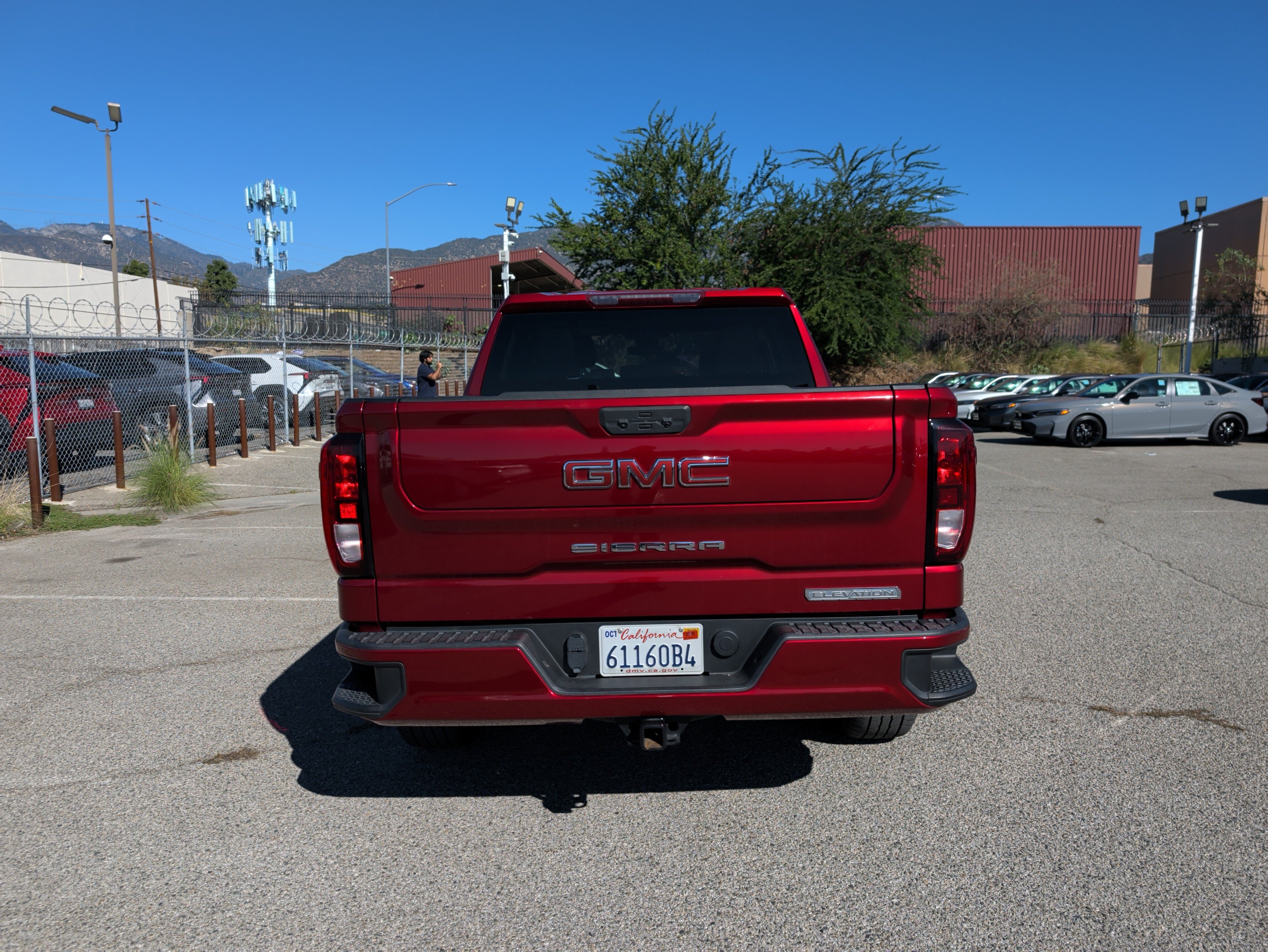 Used 2024 GMC Sierra 1500 Elevation AWD/4WD image 5
