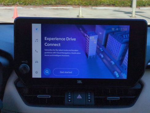 Used 2024 Toyota RAV4 Limited image 17