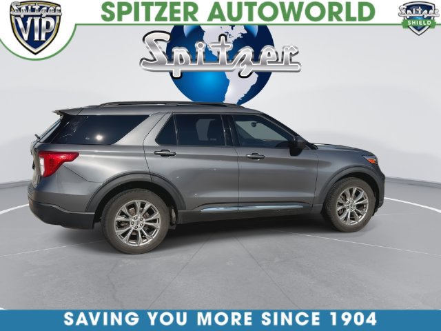 Used 2021 Ford Explorer XLT w/ Equipment Group 202A AWD/4WD image 16