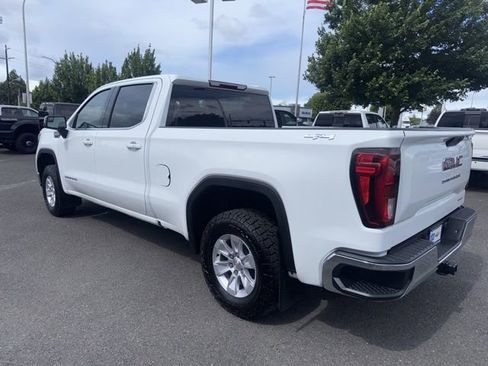 Used 2019 GMC Sierra 1500 SLE w/ SLE Convenience Package AWD/4WD image 3
