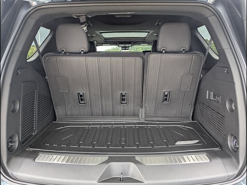 New 2026 GMC Yukon AT4 w/ AT4 Premium Plus Package AWD/4WD image 18
