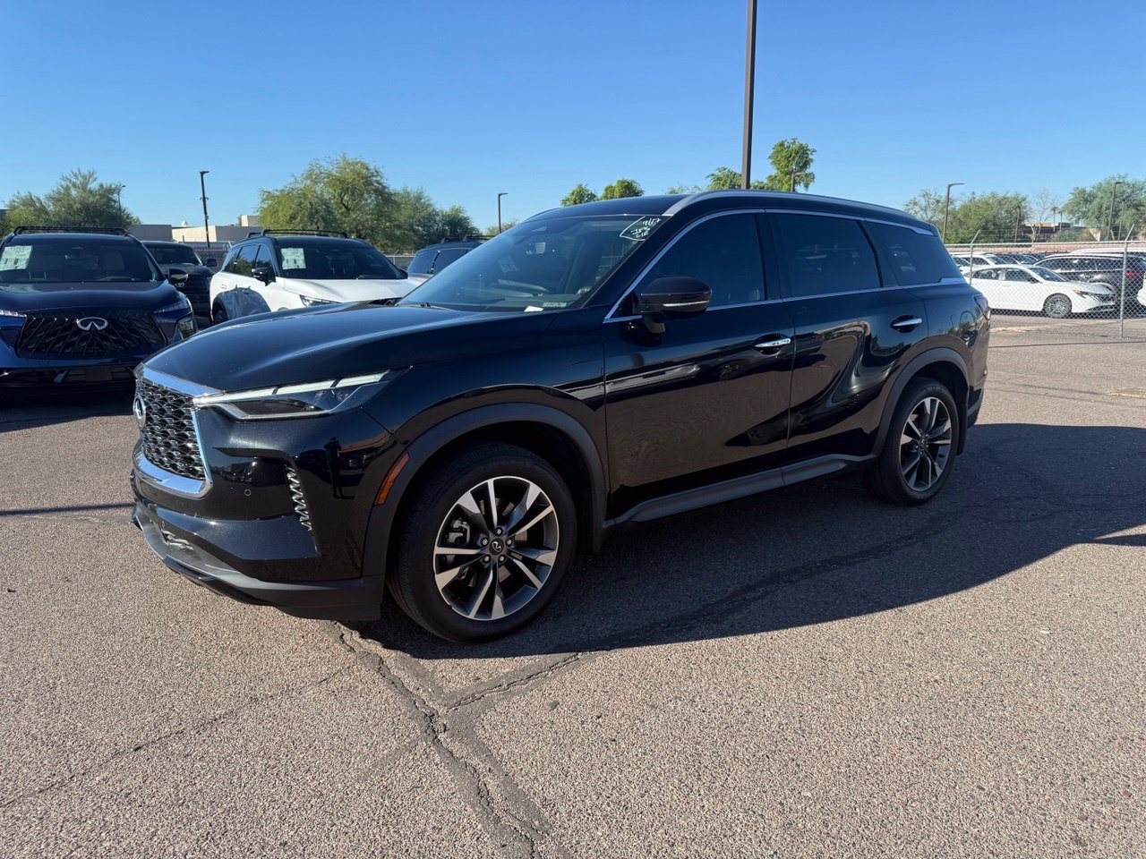 Certified 2023 INFINITI QX60 Luxe FWD image 1