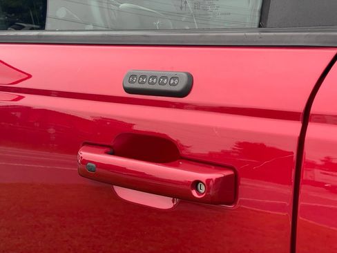 Used 2021 Ford Bronco First Edition AWD/4WD image 26