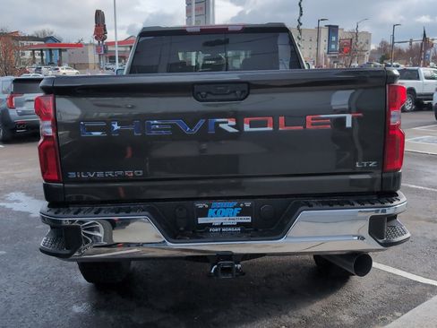 Used 2022 Chevrolet Silverado 2500 LTZ w/ Z71 Off-Road Package image 6