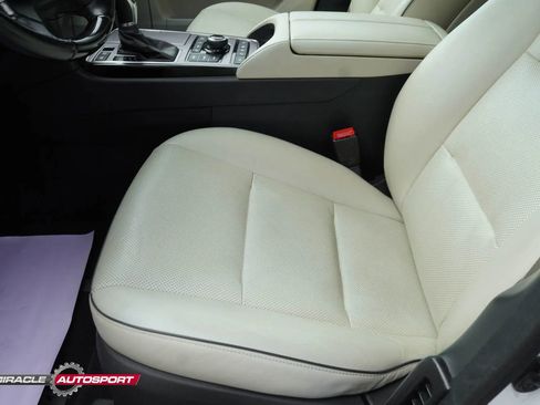 Used 2016 Hyundai Equus Ultimate image 18