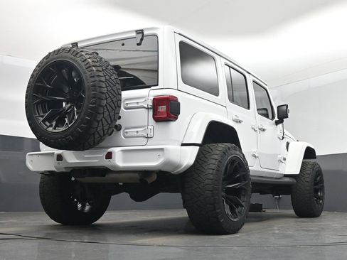 Used 2021 Jeep Wrangler Unlimited Sahara image 60