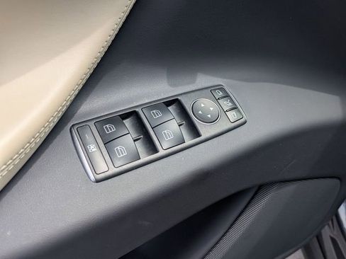 Used 2019 Tesla Model X Long Range image 11