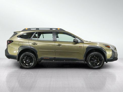 Used 2022 Subaru Outback Wilderness w/ Wilderness Package AWD/4WD image 6
