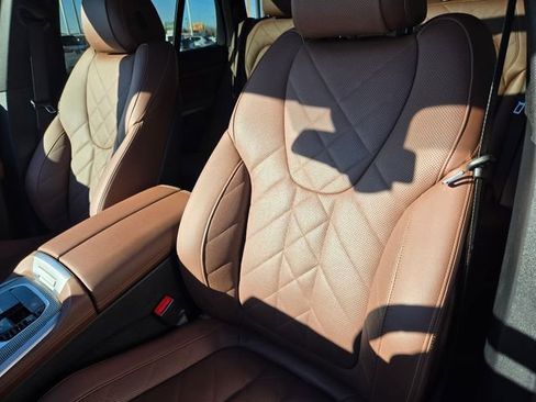 Used 2023 BMW X5 xDrive40i image 14