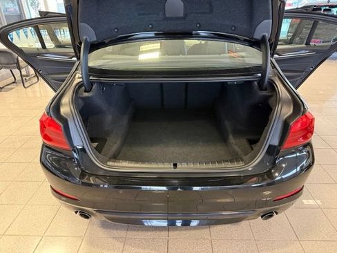 Used 2019 BMW 530i w/ Convenience Package RWD image 23