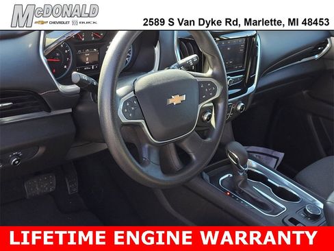 Used 2021 Chevrolet Traverse LS image 7