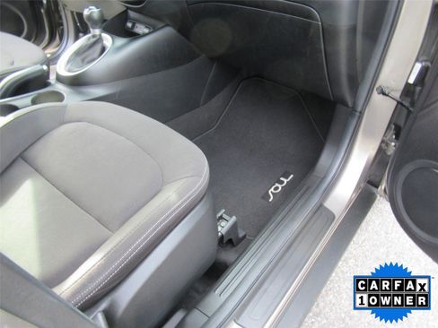 Used 2018 Kia Soul image 18