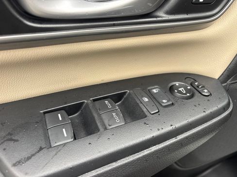 Used 2020 Honda CR-V EX-L image 11