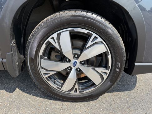 Used 2019 Subaru Forester Touring AWD/4WD image 41