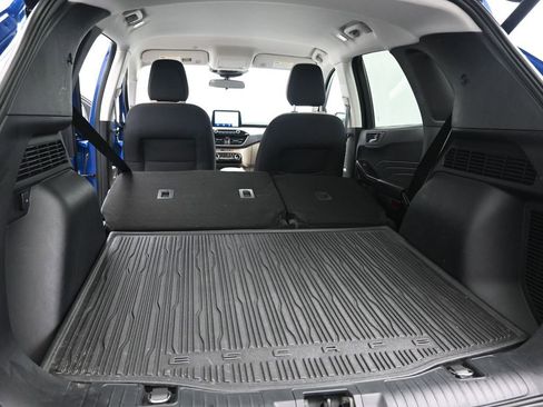 Used 2022 Ford Escape SE w/ Convenience Package FWD image 24