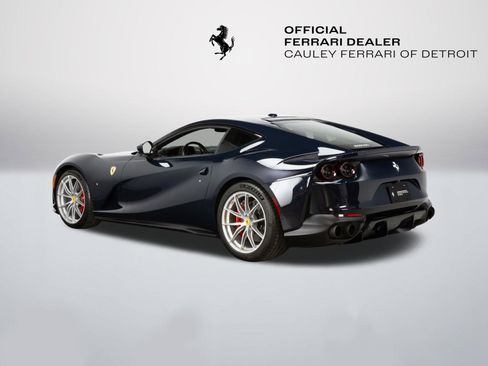 Used 2020 Ferrari 812 Superfast RWD image 4
