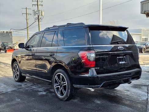 Used 2021 Ford Expedition Limited image 7