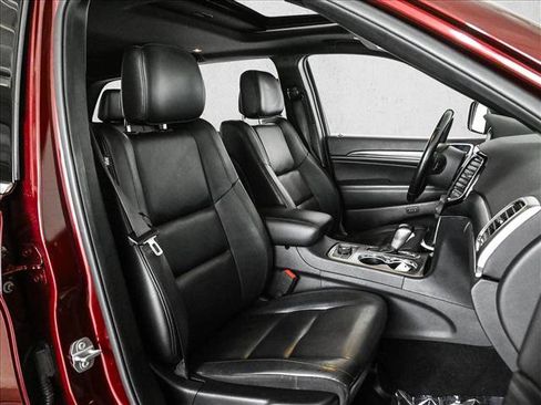 Used 2020 Jeep Grand Cherokee Limited AWD/4WD image 21