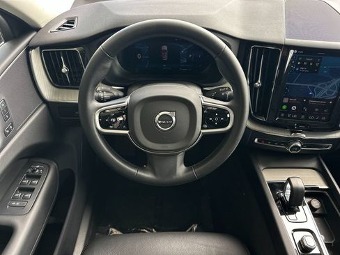 Certified 2025 Volvo XC60 B5 Plus AWD/4WD image 13