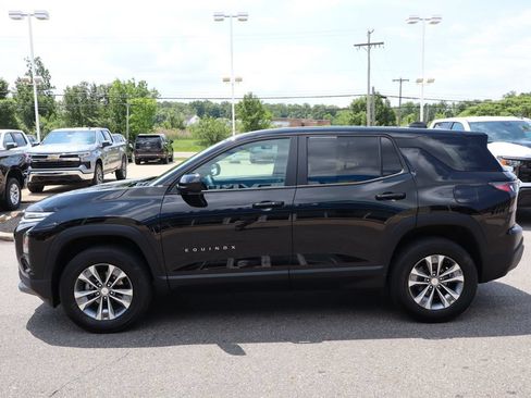Used 2025 Chevrolet Equinox LT FWD image 25
