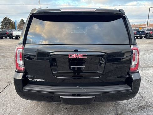 Used 2016 GMC Yukon SLE w/ HD Trailering Package image 4