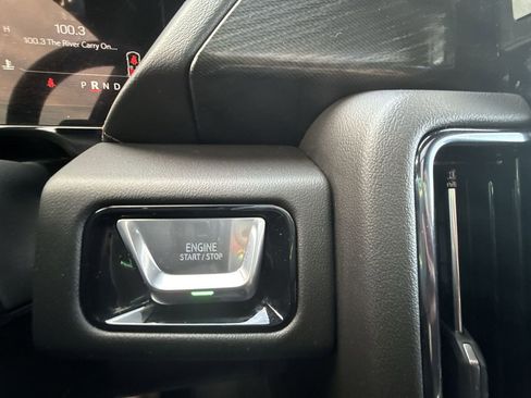 Used 2025 GMC Yukon AT4 image 23