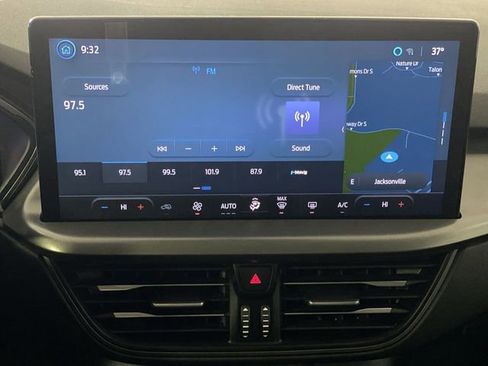 Used 2024 Ford Escape Active w/ Tech Pack #1 image 12