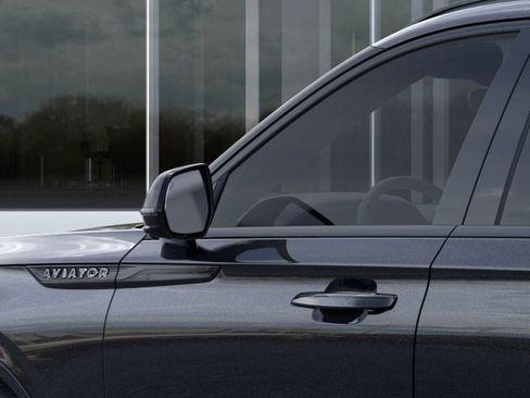 New 2026 Lincoln Aviator Black Label image 20