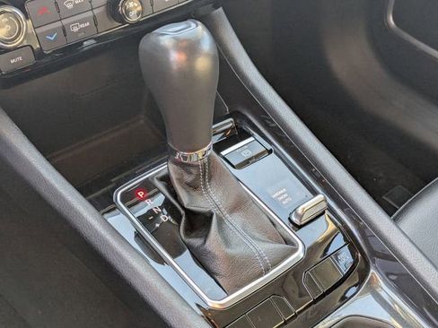 Certified 2022 Jeep Compass Latitude image 18