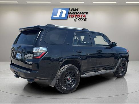 Used 2021 Toyota 4Runner SR5 Premium w/ Moonroof Package AWD/4WD image 5