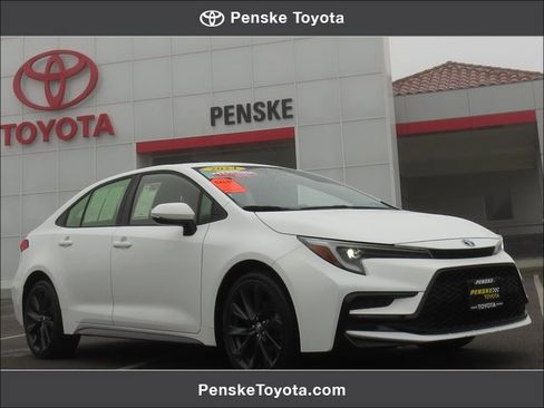 Certified 2024 Toyota Corolla SE image 1