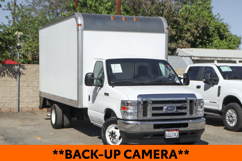 Used 2022 Ford E-450 and Econoline 450 Super Duty w/ Power Windows & Locks Group RWD image 2