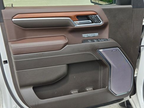 Used 2023 GMC Sierra 1500 Denali image 10