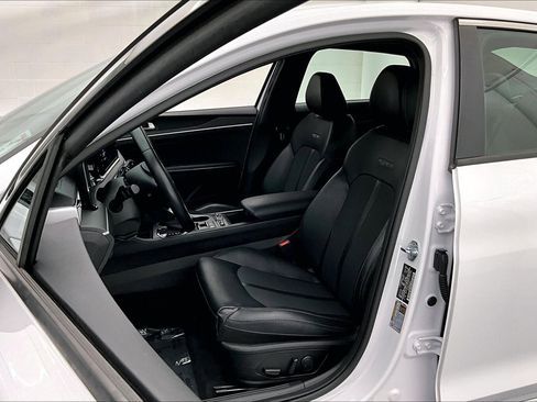 Used 2022 Kia K5 GT-Line image 16