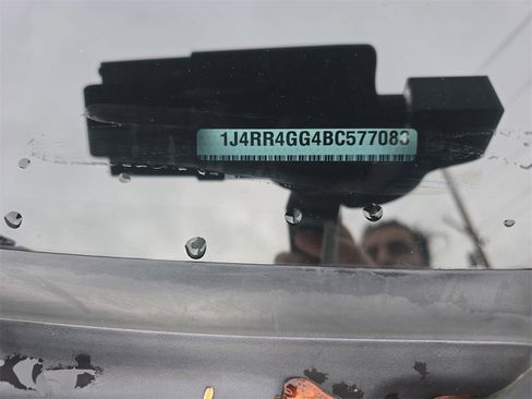 Used 2011 Jeep Grand Cherokee Laredo w/ Security & Convenience Group image 30