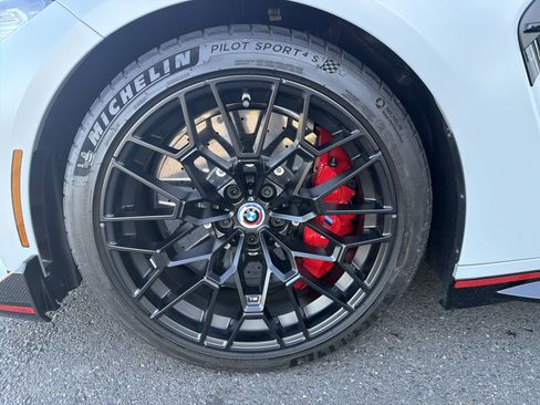 Used 2023 BMW M4 CSL image 27