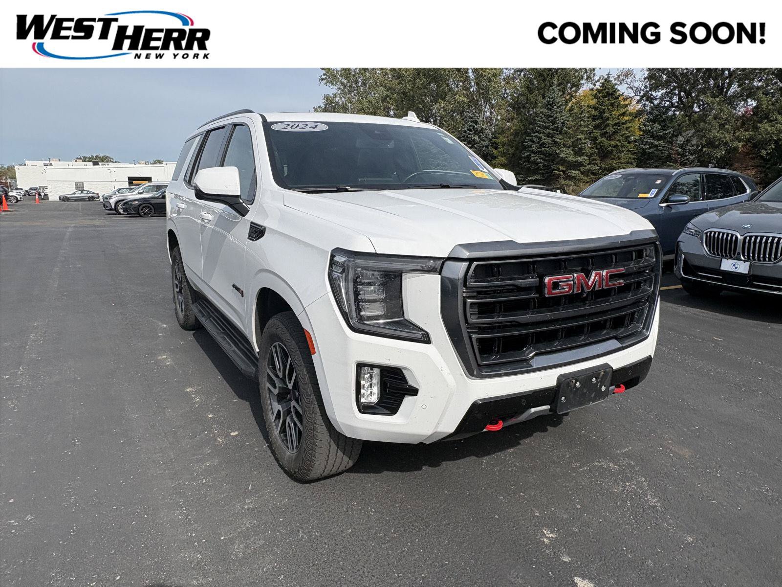 Used 2024 GMC Yukon AT4 w/ Technology Package AWD/4WD image 1