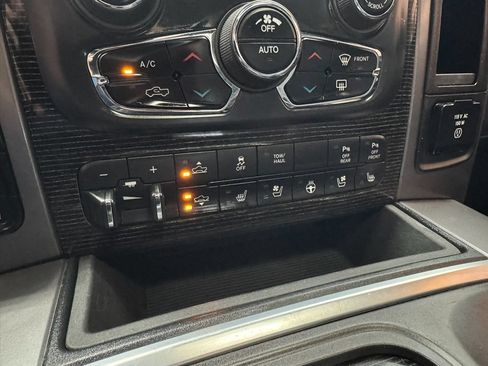 Used 2016 RAM 1500 Limited AWD/4WD image 35